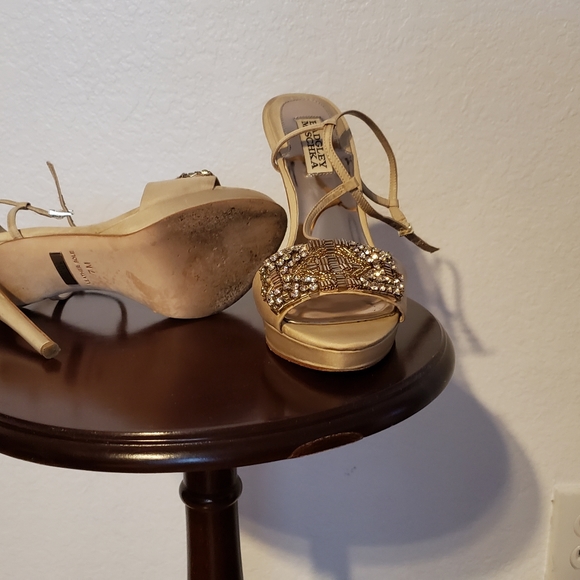 BADGLEY MISCHKA SHOES. - Picture 9 of 14